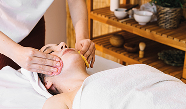 Why April is the Best Time for a Full Body Detox Spa